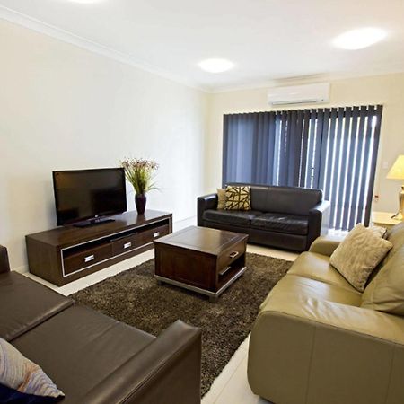 Astina Serviced Apartments - Central Penrith Exteriér fotografie