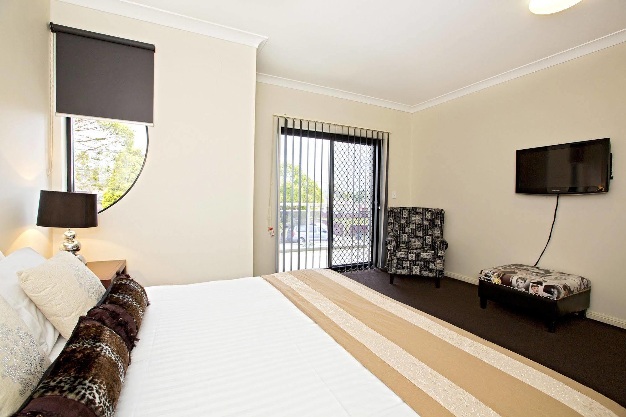 Astina Serviced Apartments - Central Penrith Exteriér fotografie